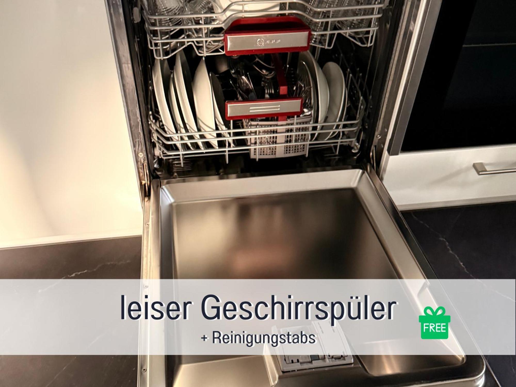 Sonnenterrasse - 3 Schlafzimmer, Whirlpool & Alpenblick - Perfekt Fuer Romantik Oder Familienurlaub Mit Kind , Hund Willkommen By Ferienwohnenamsee - Uberlingen Luaran gambar